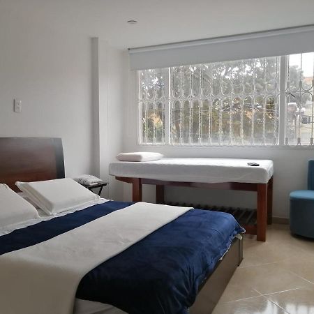 C Hotelera Rey.Es Богота Екстериор снимка