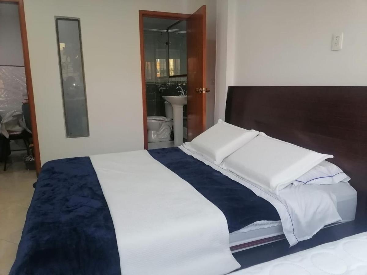 C Hotelera Rey.Es Богота Екстериор снимка